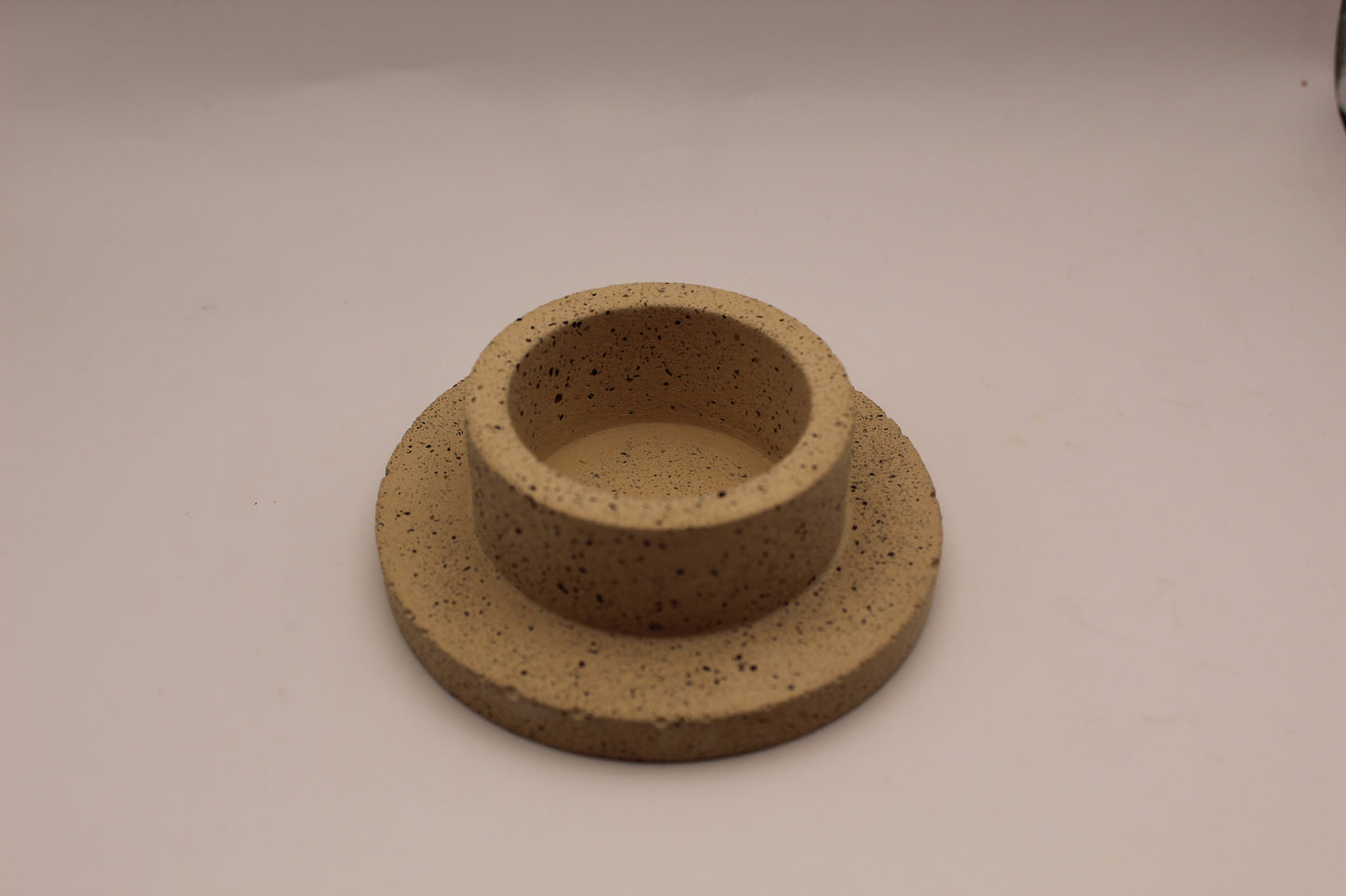 Jesmonite Tealight Candle Holder - Beige/Red Oxide